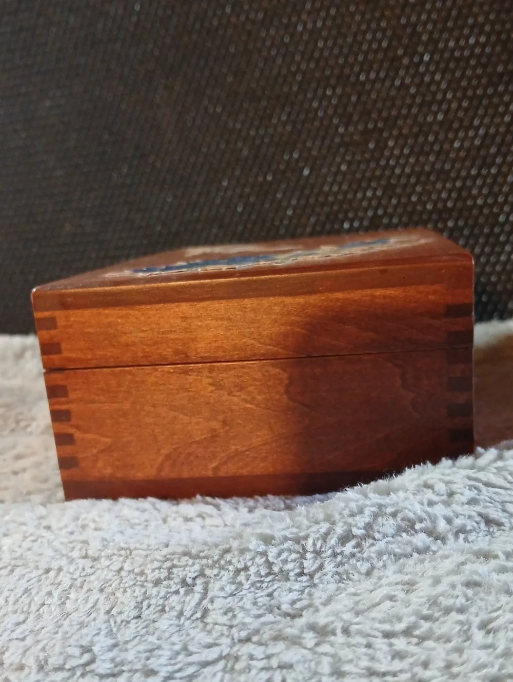 Vintage Trinket Box / Jewelry Box